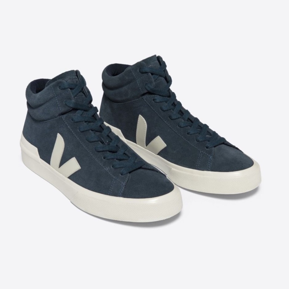 Veja Minotaur sneakers. BRAND NEW!